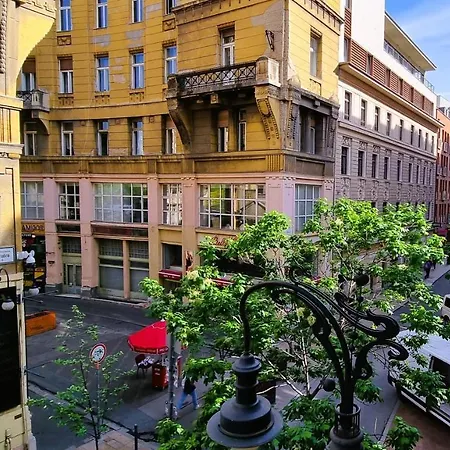 Asboth Downtown Апартаменты