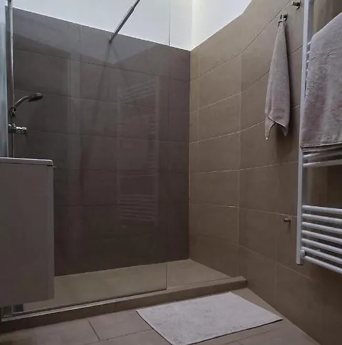 Asboth Downtown Apartamento Budapeste